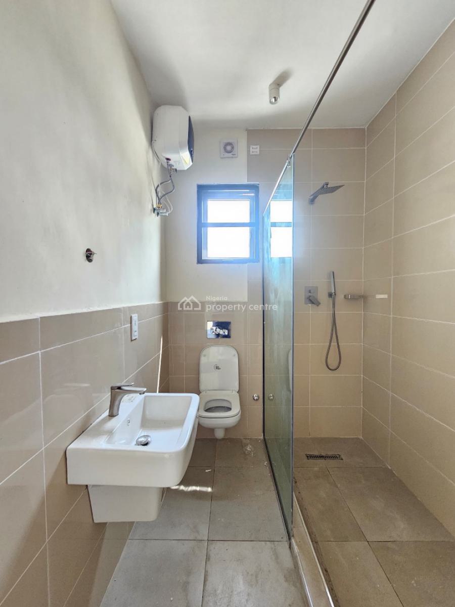 Well-built Luxury Spacious 3 Bedroom Apartment with Bq, Lekki Phase 1, Lagos, Lekki Phase 1, Lekki, Lagos, Flat / Apartment for Sale