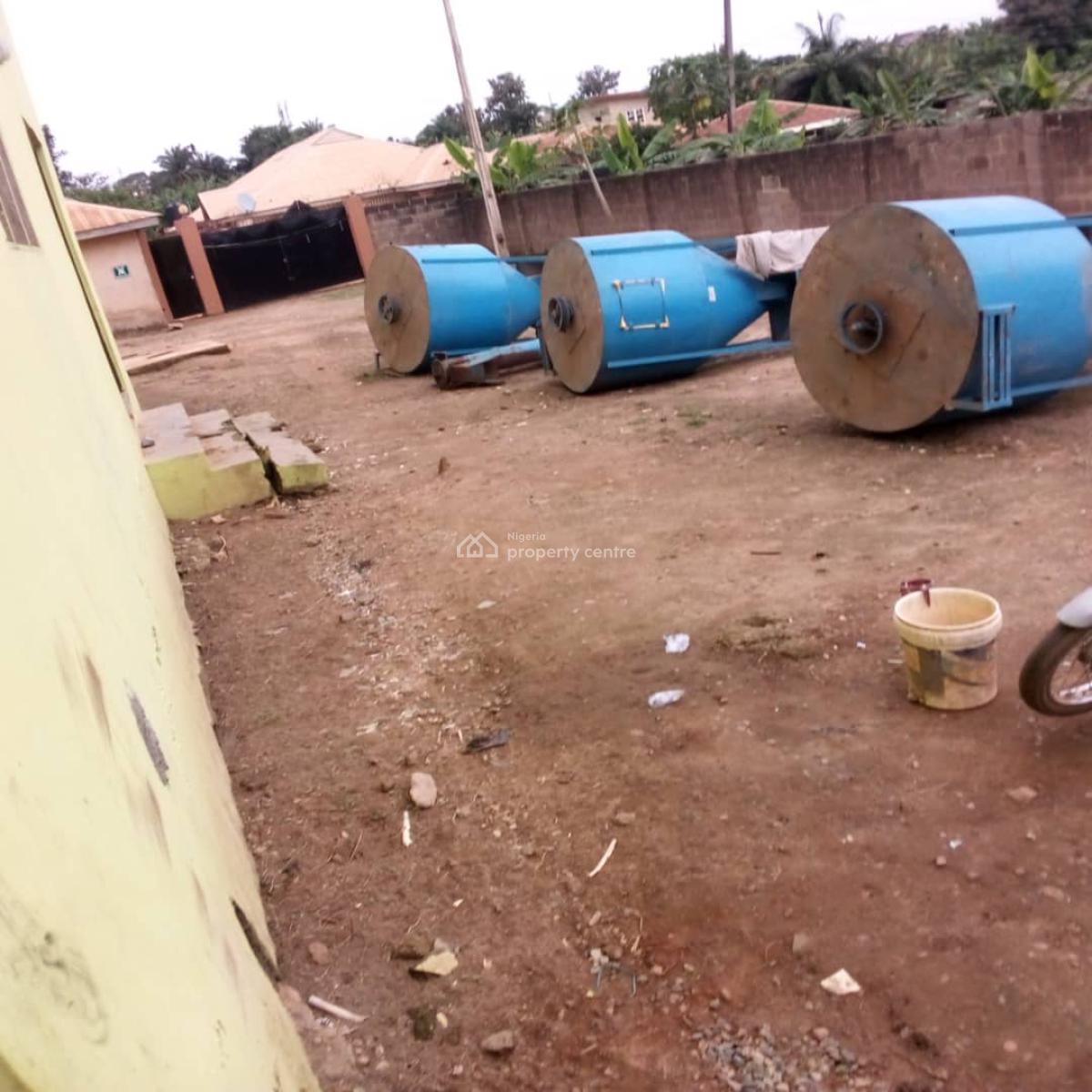 Distress Offer Former Feed Mill Factory, Odo Ona Kekere, Aparaja, Ibadan, Oyo, Factory for Sale
