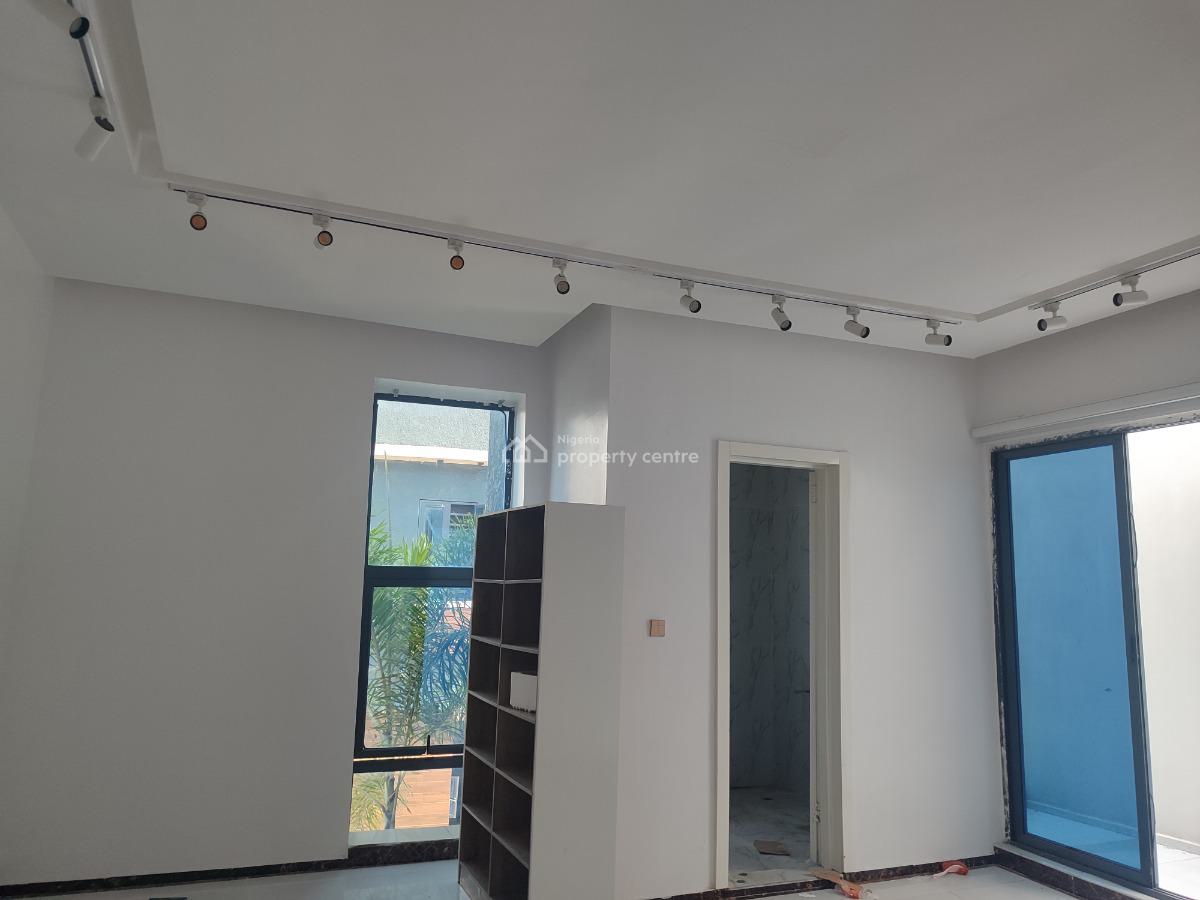 Serviced 3 Bedroom Terraced Duplex with a Room Bq, Lekki Palm City Estate, Ajah, Lagos, Terraced Duplex for Sale