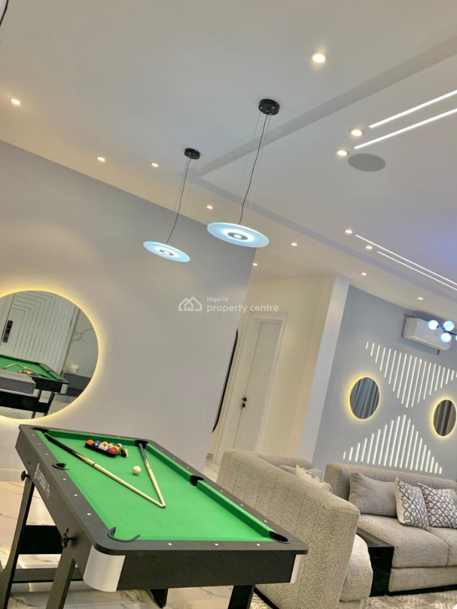 Luxury 2 Bedrooms Apartment with Ps5 and Snooker Table, Victoria Island (vi), Lagos, Flat / Apartment Short Let