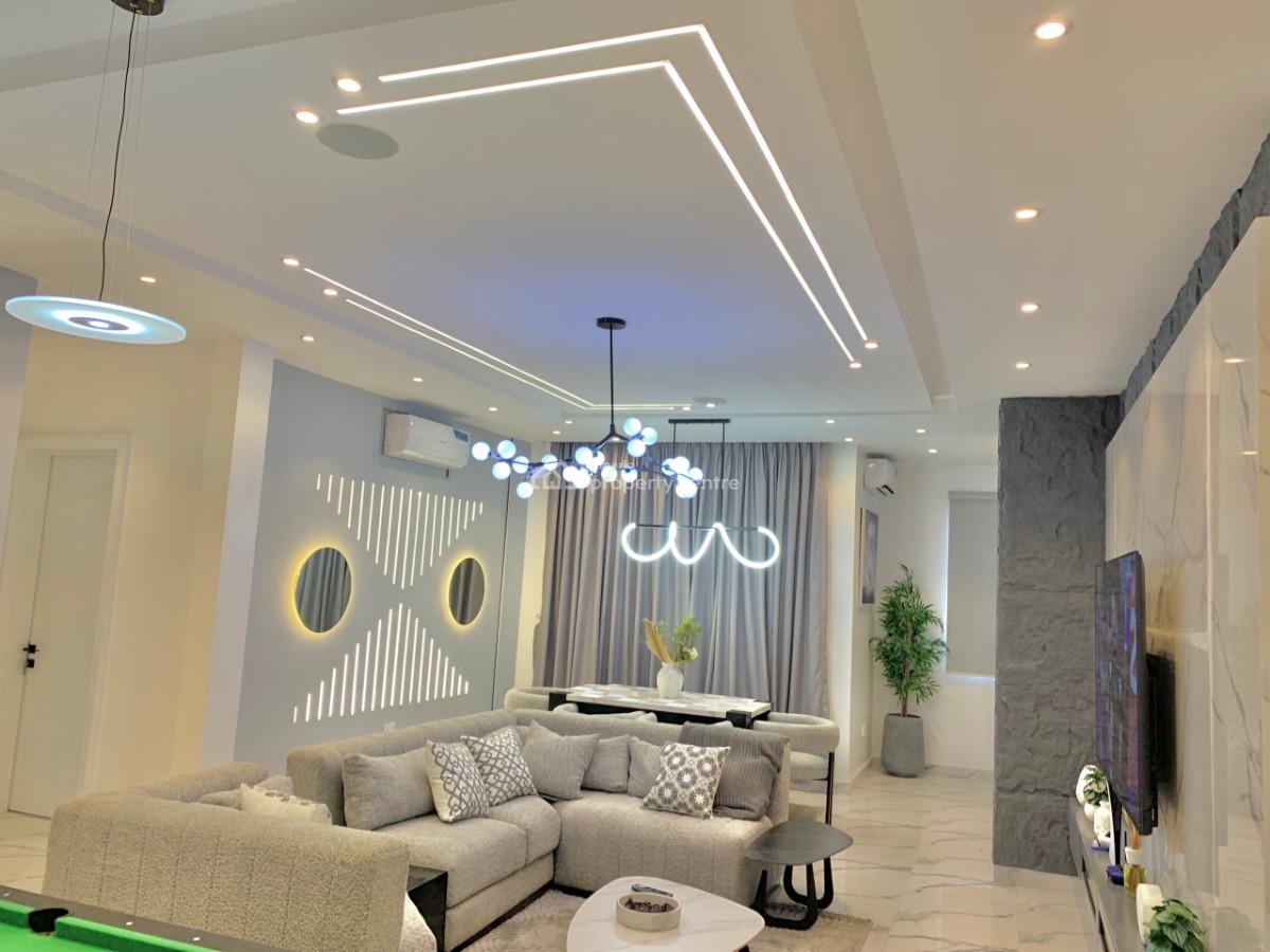 Luxury 2 Bedrooms Apartment with Ps5 and Snooker Table, Victoria Island (vi), Lagos, Flat / Apartment Short Let