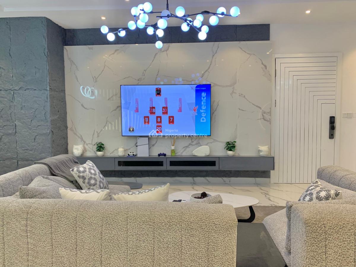 Luxury 2 Bedrooms Apartment with Ps5 and Snooker Table, Victoria Island (vi), Lagos, Flat / Apartment Short Let