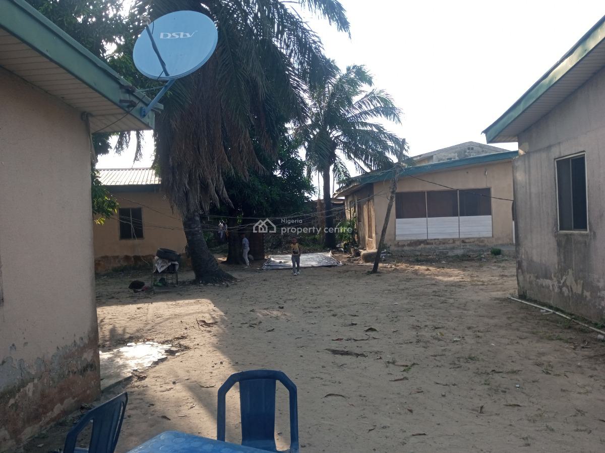 Commercial Land (1,404sqm), Facing Addo Road, Ado, Ajah, Lagos, Mixed-use Land for Sale