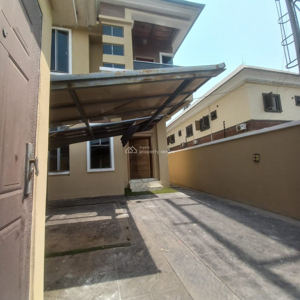 Luxury Spacious 4 Bedroom En-suite Duplex with Bq . Chevron, Chevron, Lekki, Lagos, Detached Duplex for Rent