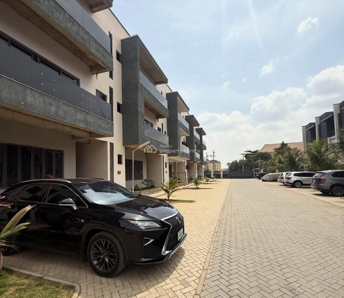 4 Bedrooms Terraced Duplex + Bq, Jahi, Abuja, Terraced Duplex for Sale