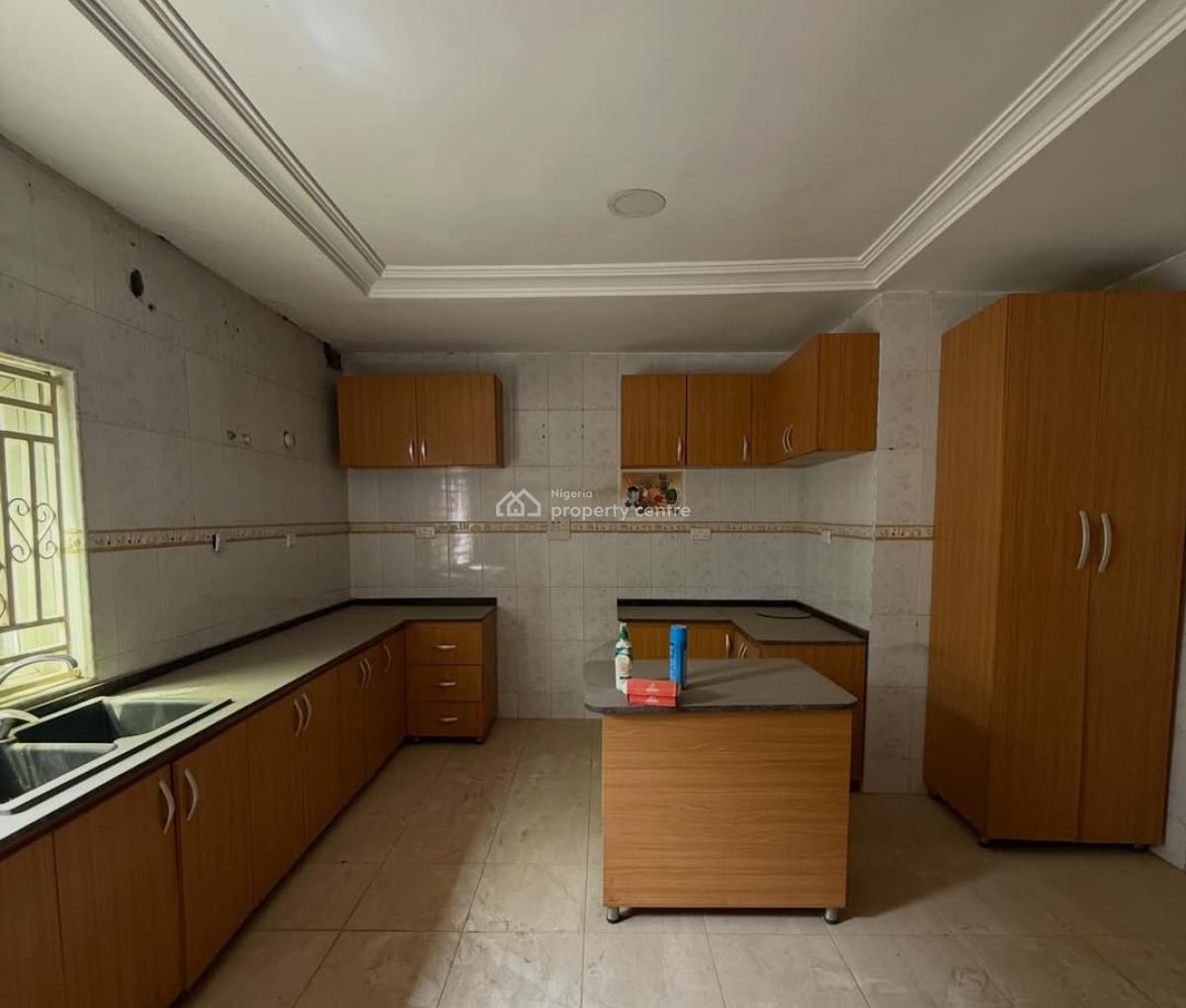 3 Bedrooms Detached Duplex + 2 Rooms Bq, River Park Estate, Lugbe District, Abuja, Detached Duplex for Sale