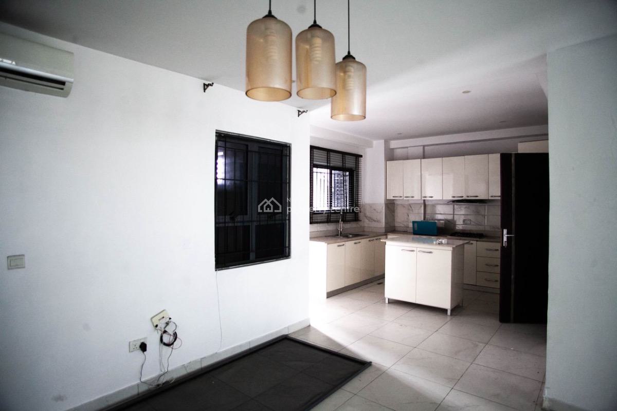 Luxury 3bedroom Apartment, Lekki Phase 1, Lekki, Lagos, Flat / Apartment for Rent