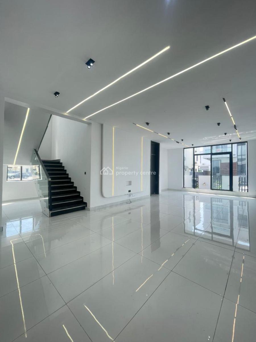 Uniquely-built Luxury Spacious 5 Bedroom Fully Detached Duplex with Bq, Massive 5 Bedroom with High End Security , Chevron Lekki, Lekki, Lagos, Detached Duplex for Sale