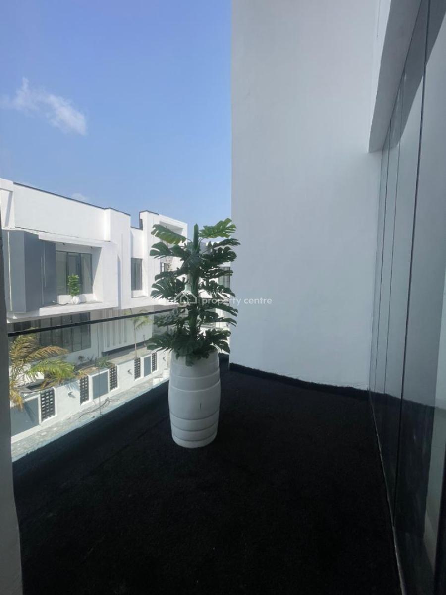 Uniquely-built Luxury Spacious 5 Bedroom Fully Detached Duplex with Bq, Massive 5 Bedroom with High End Security , Chevron Lekki, Lekki, Lagos, Detached Duplex for Sale