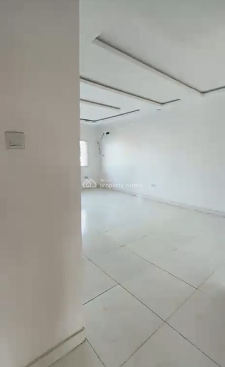 Well Maintained 2 Bedrooms Apartment { Video}, Olokonla, Ajah, Lagos, Flat / Apartment for Rent