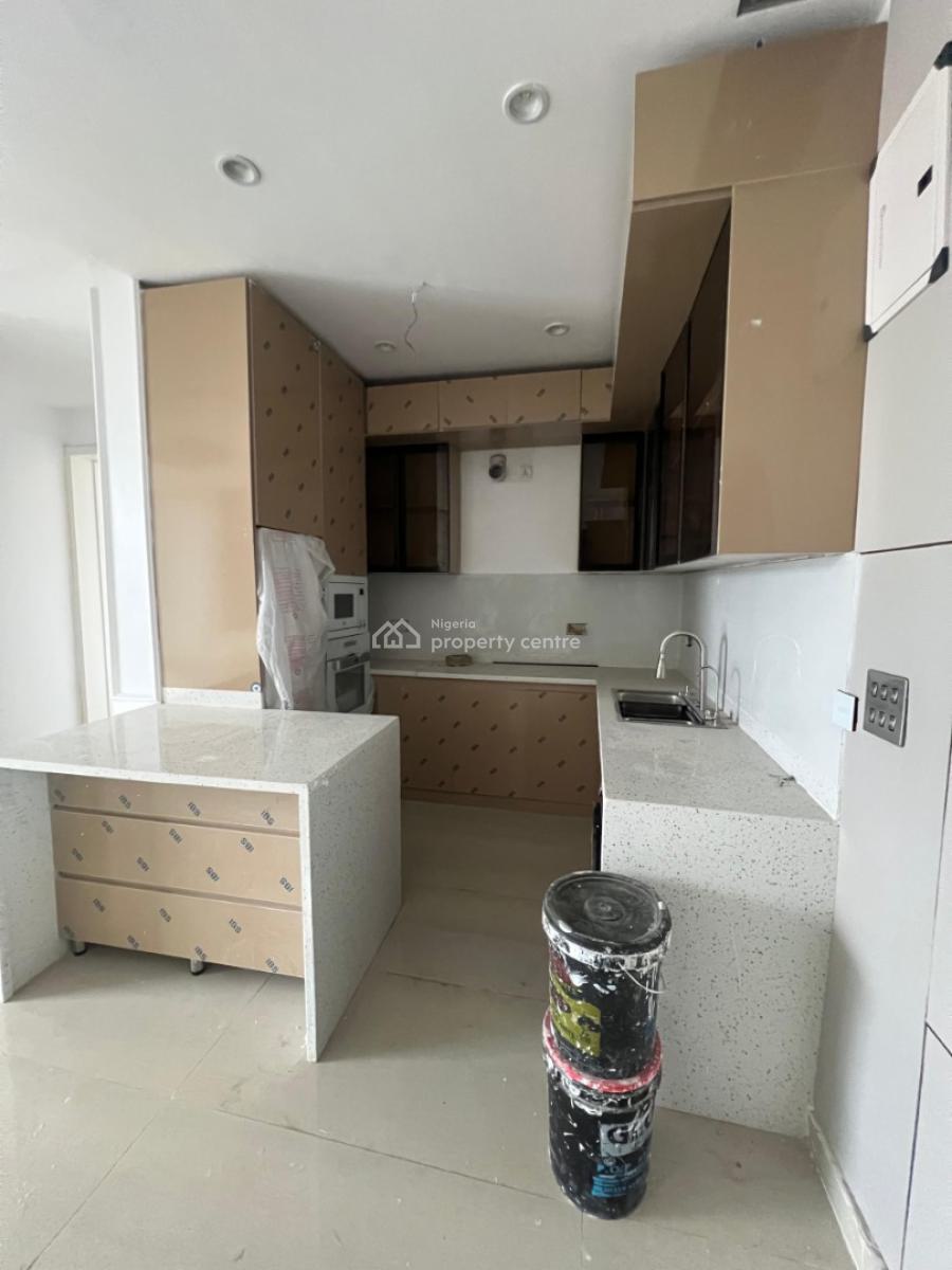 Smart 2 Bedrooms Apartment, Lekki Phase 1, Lekki, Lagos, Flat / Apartment for Sale