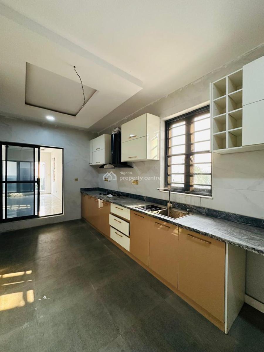 Serviced 4 Bedrooms Terraced Duplex with Bq and Security Post, Ikate, Lekki, Lagos, Terraced Duplex for Sale