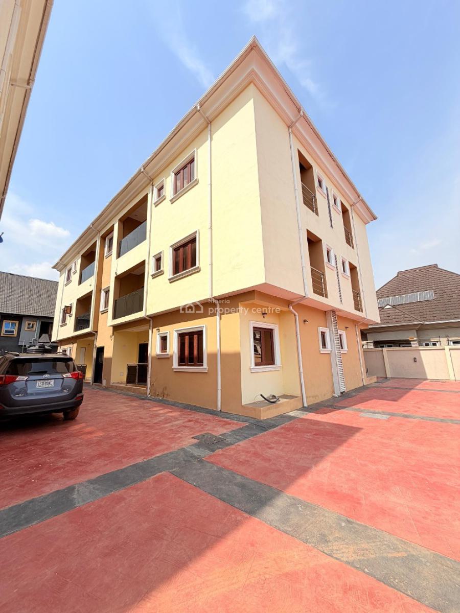 Newly Built 2 Bedroom Apartment, Alimosho Ikeja, Alimosho, Lagos, House for Sale