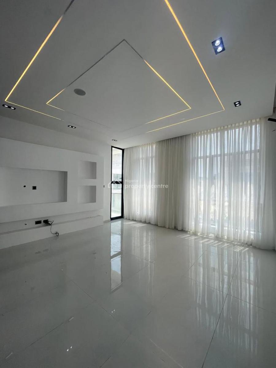 Exquisite Luxury Spacious 5 Bedroom Fully Detached Duplex with Bq, Chevron Lekki, Lekki, Lagos, Detached Duplex for Sale