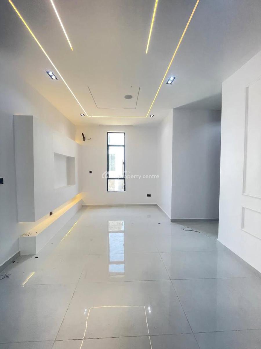 Exquisite Luxury Spacious 5 Bedroom Fully Detached Duplex with Bq, Chevron Lekki, Lekki, Lagos, Detached Duplex for Sale