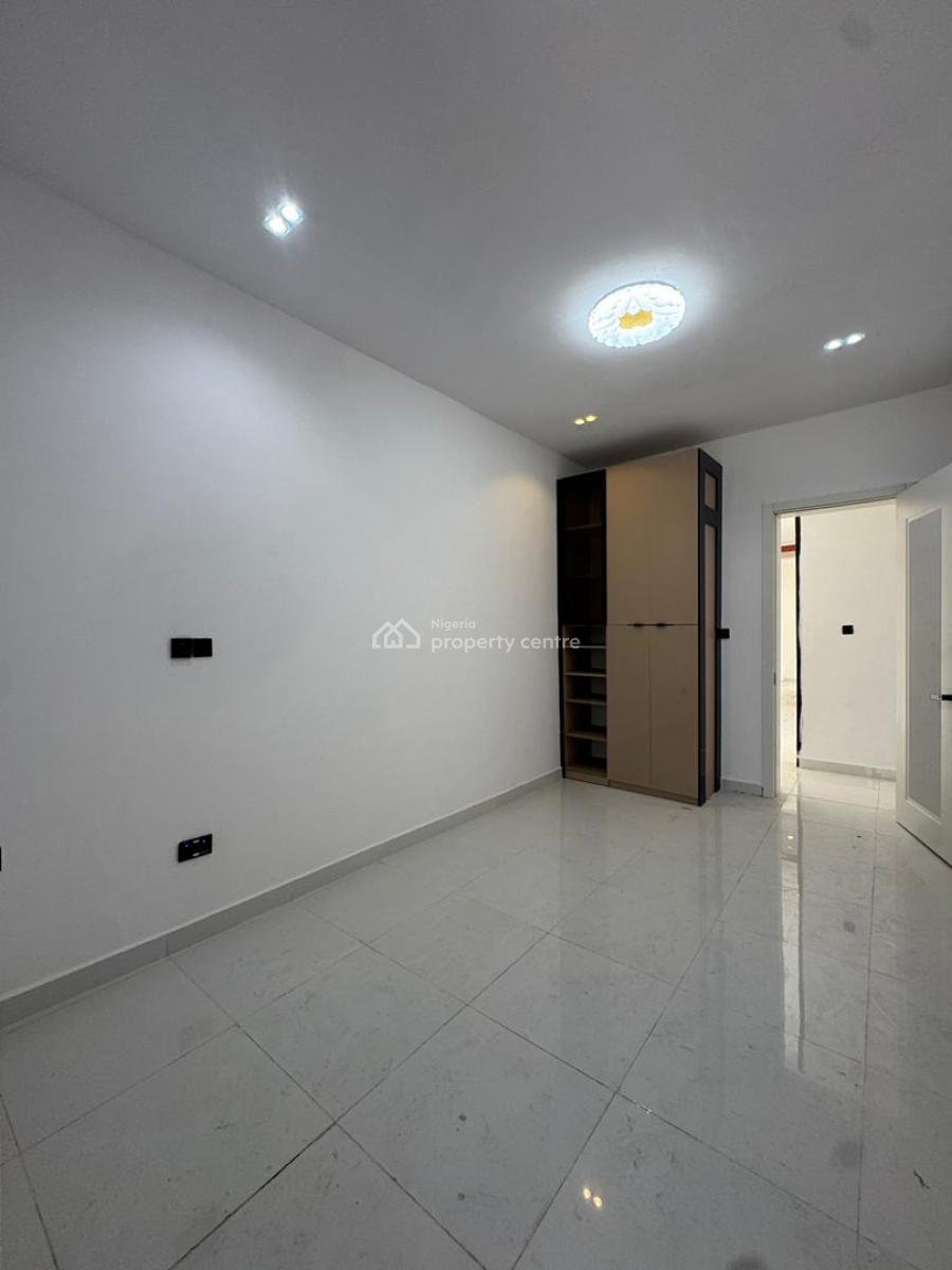 Spacious 2bedroom Fully Serviced Apartments, Ologolo, Lekki, Lagos, Flat / Apartment for Sale