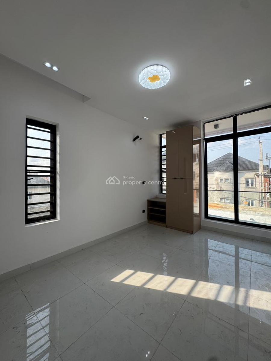 Spacious 2bedroom Fully Serviced Apartments, Ologolo, Lekki, Lagos, Flat / Apartment for Sale