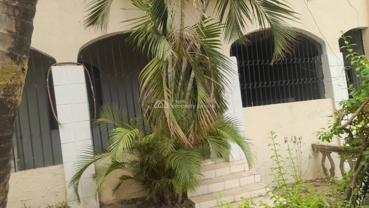 Solildly Built 8 Bedrooms Mansion + 5 Bedrooms Guest Chalet + Bq + Pool, Second Avenue, Gwarinpa, Abuja, Detached Duplex for Sale