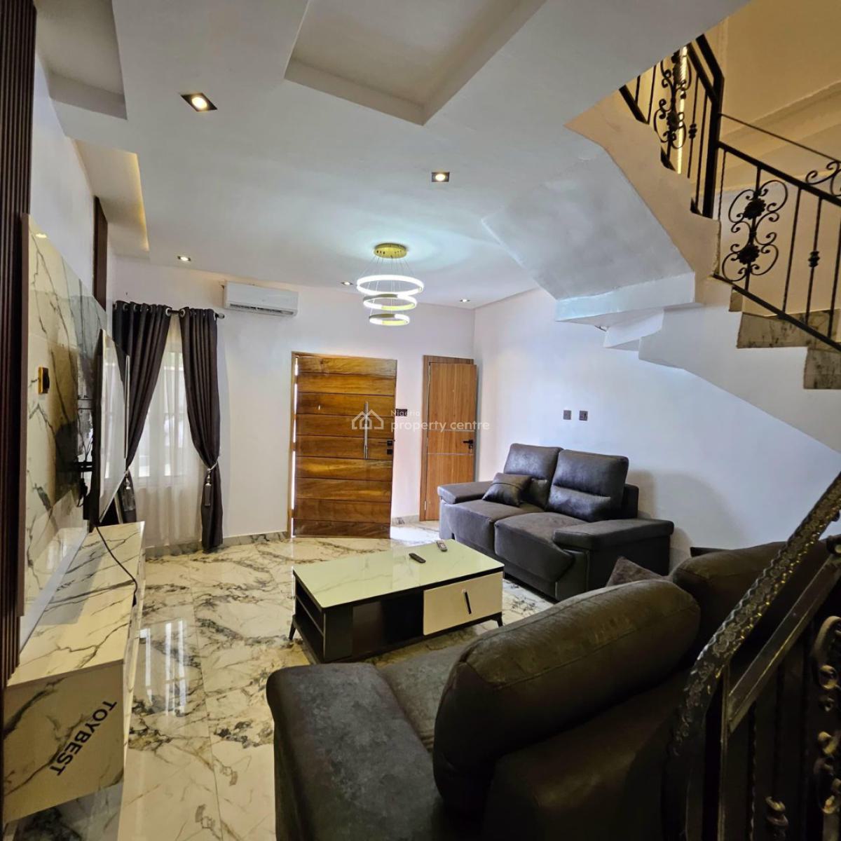 Luxury Standard Furnished 2 Bedrooms Duplex, Iyaganku Gra, Ibadan, Oyo, Detached Duplex for Rent