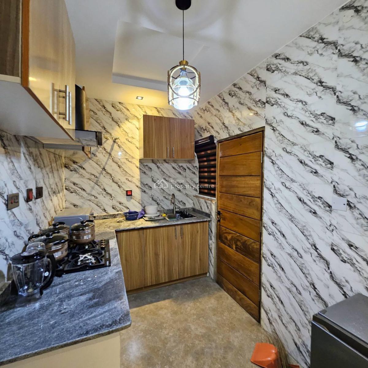 Luxury Standard Furnished 2 Bedrooms Duplex, Iyaganku Gra, Ibadan, Oyo, Detached Duplex for Rent