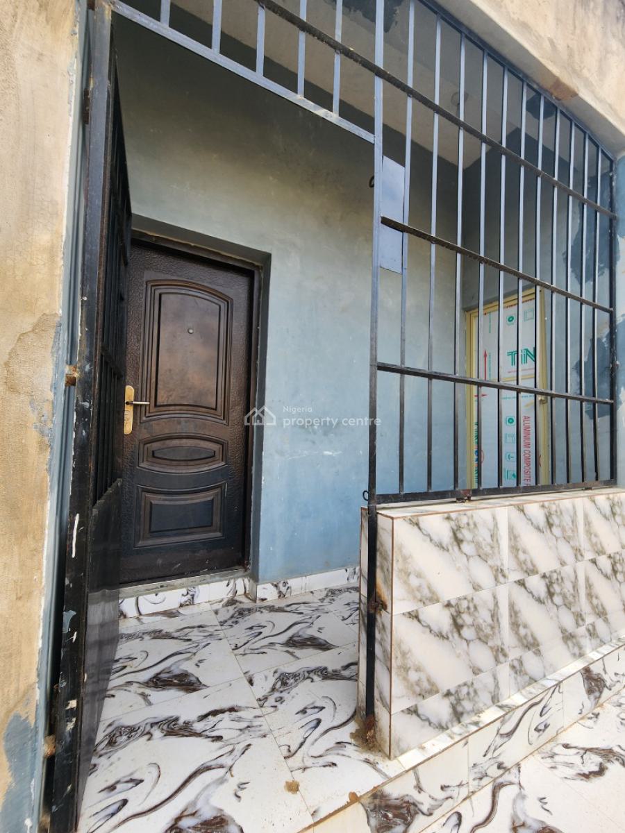 Standard Two (2) Bedroom Flat, Along Oron Road, Uyo, Akwa Ibom, House for Rent