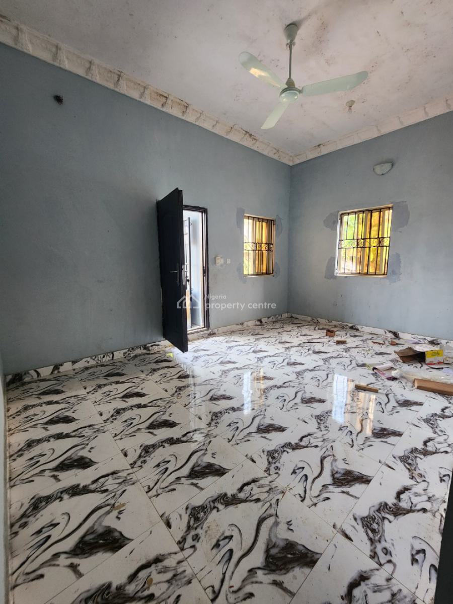 Standard Two (2) Bedroom Flat, Along Oron Road, Uyo, Akwa Ibom, House for Rent