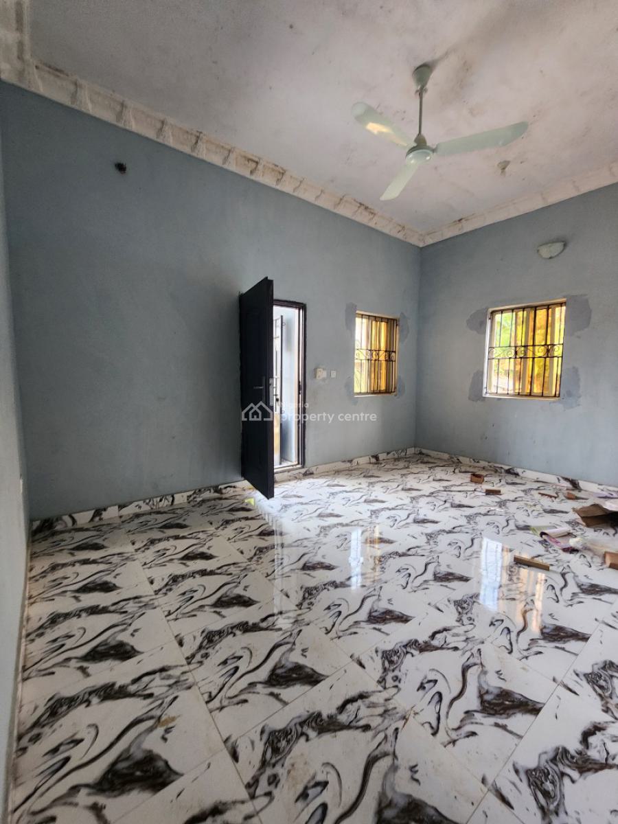 Standard Two (2) Bedroom Flat, Along Oron Road, Uyo, Akwa Ibom, House for Rent