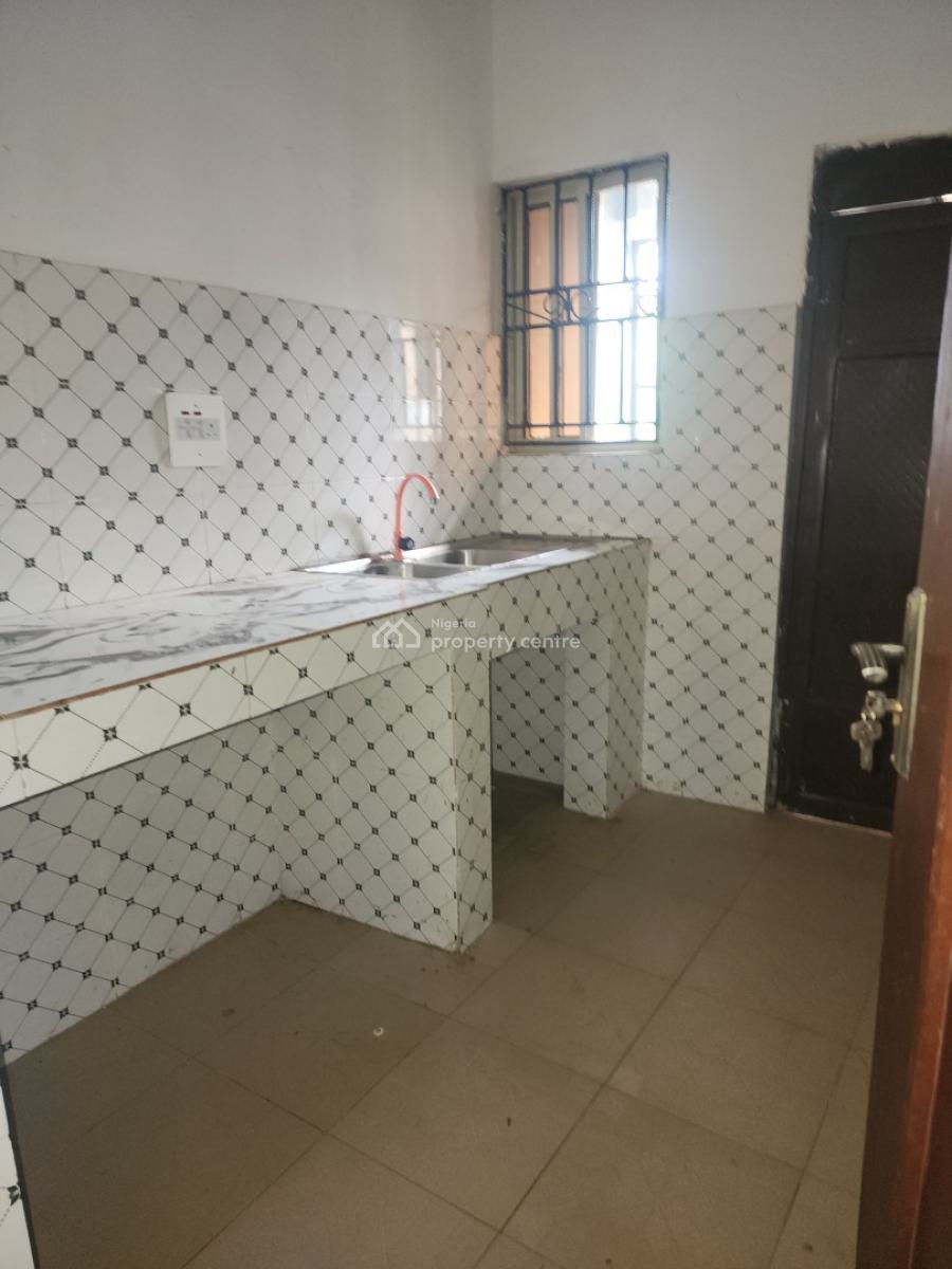 Standard Two (2) Bedroom Flat, Along Oron Road, Uyo, Akwa Ibom, House for Rent