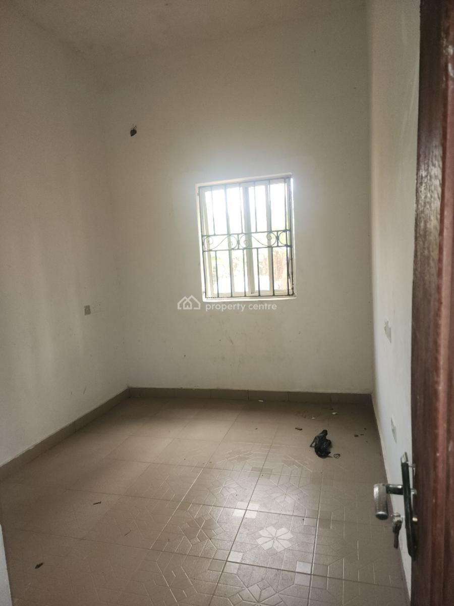 Standard Two (2) Bedroom Flat, Along Oron Road, Uyo, Akwa Ibom, House for Rent