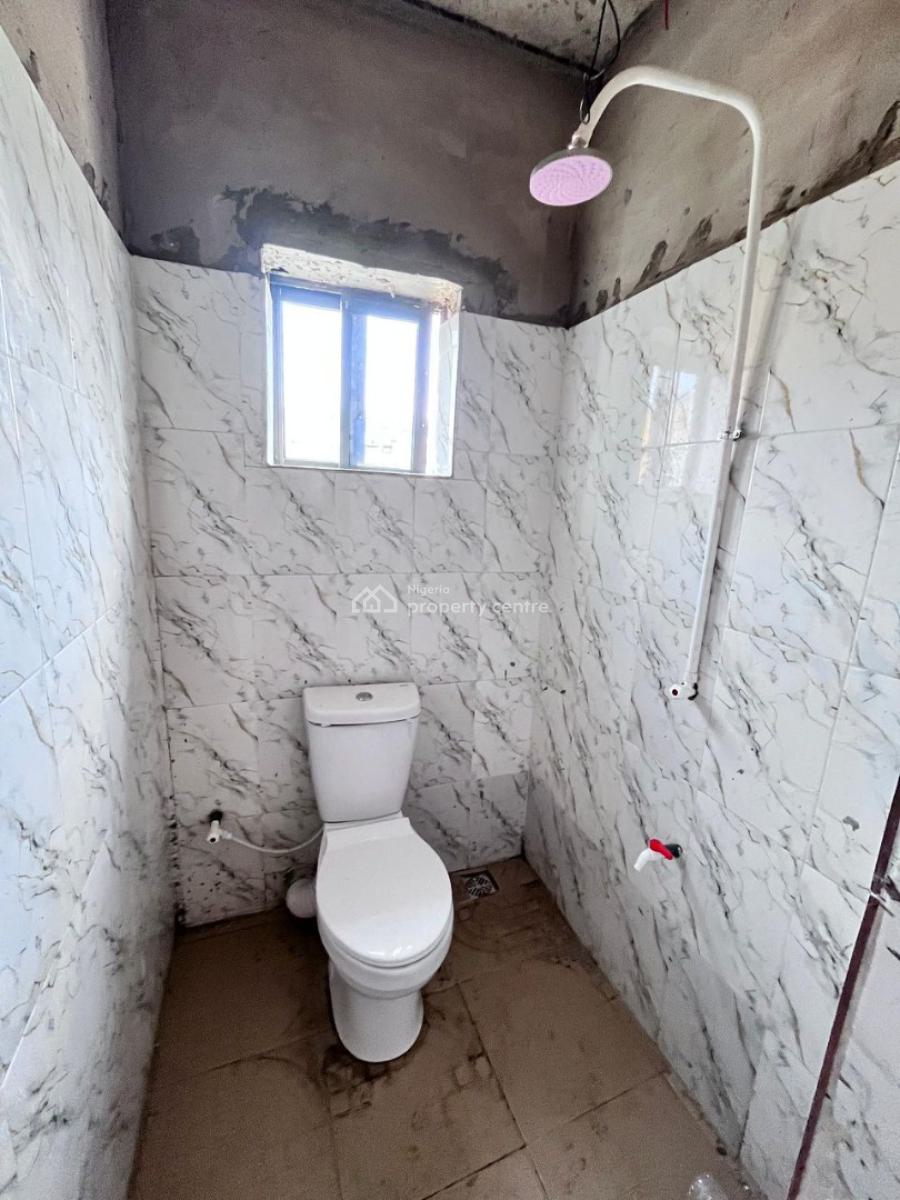 Lovely Self Contain, Ground Floor, Akoka, Yaba, Lagos, Self Contain (single Rooms) for Rent