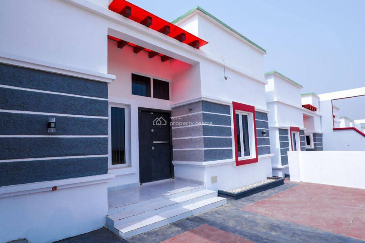 2 Bedroom Terraced Bungalow, Along New Redemption Auditorium Ogun State, Simawa, Ogun, House for Sale