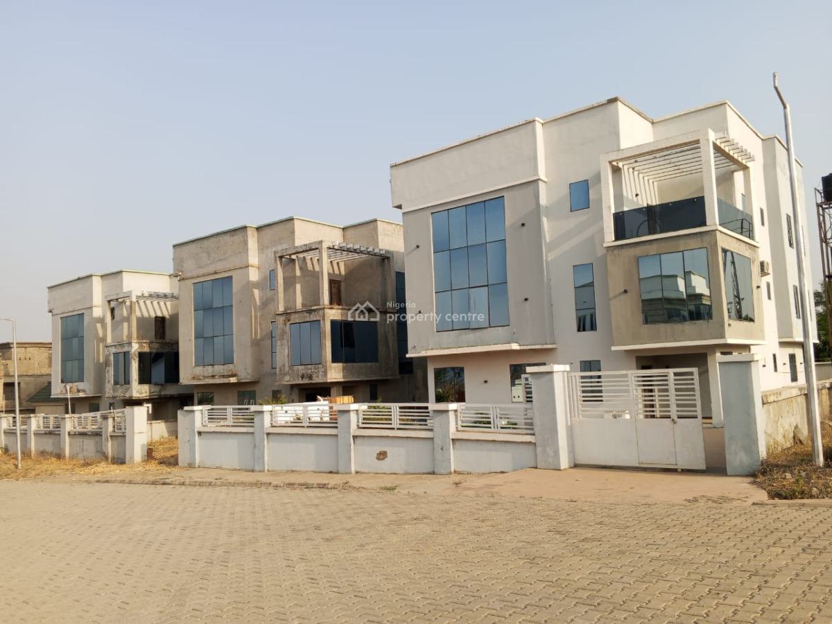 6 Bedroom Magnifera Mansionette with Main Bedroom, Manhattan Park and Garden Phase 1 Uke Nasarawa Abuja Road, Keffi, Nasarawa, Detached Duplex for Sale