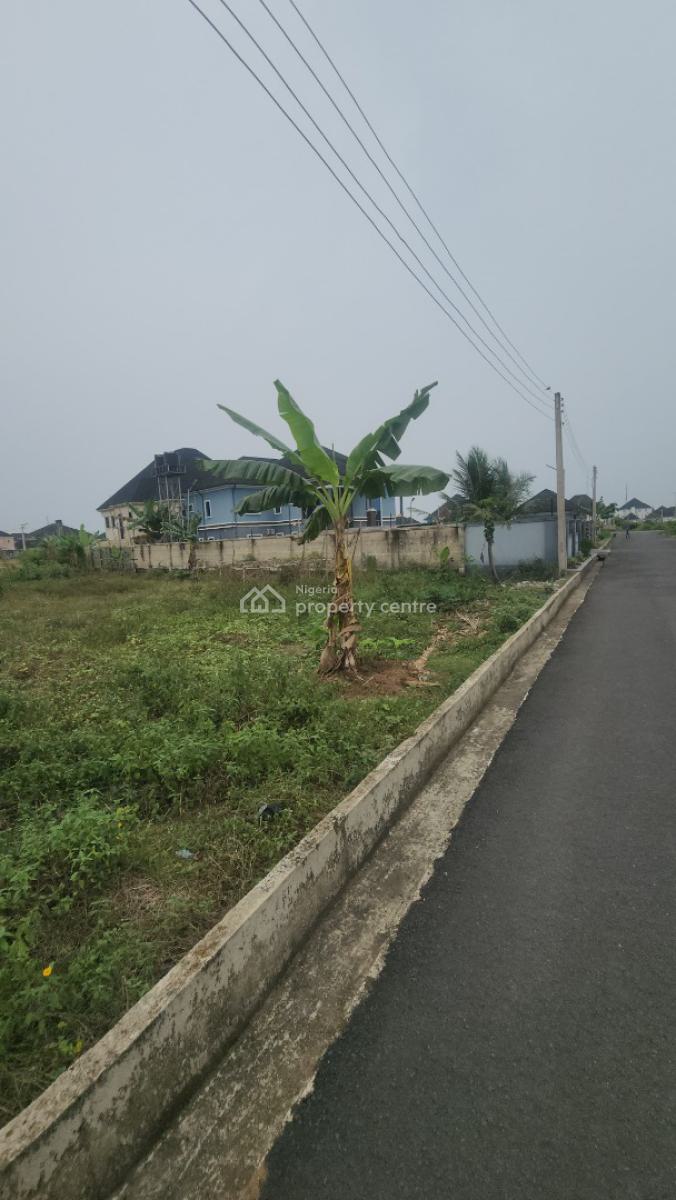 Fantastic Plots of Dry Land on The Tarred Road, Shelter Afrique Estate, Uyo, Akwa Ibom, Residential Land for Sale