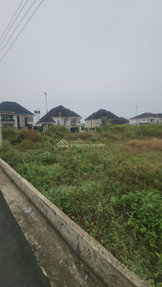 Fantastic Plots of Dry Land on The Tarred Road, Shelter Afrique Estate, Uyo, Akwa Ibom, Residential Land for Sale