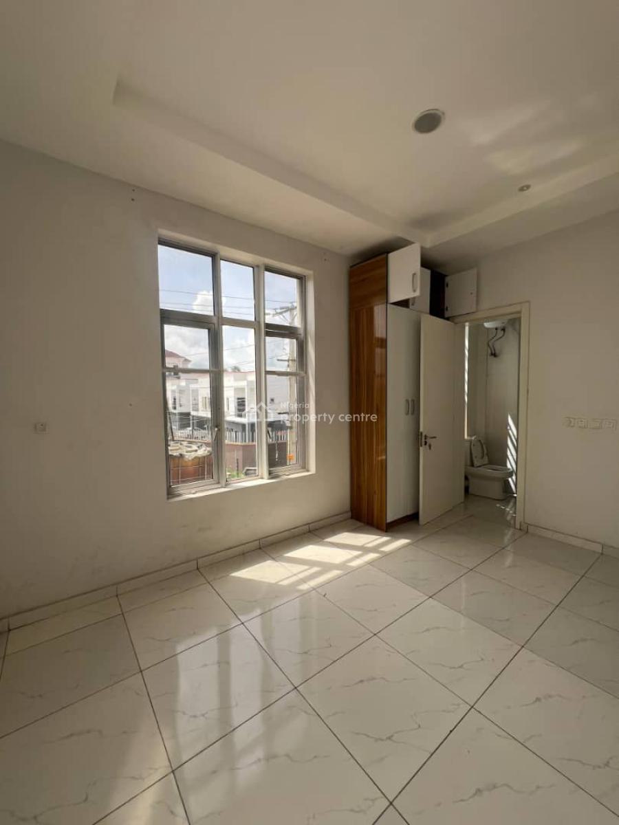 Sharp 2bedroom 24/7 Light Secured Estate, Ologolo, Lekki, Lagos, Flat / Apartment for Rent