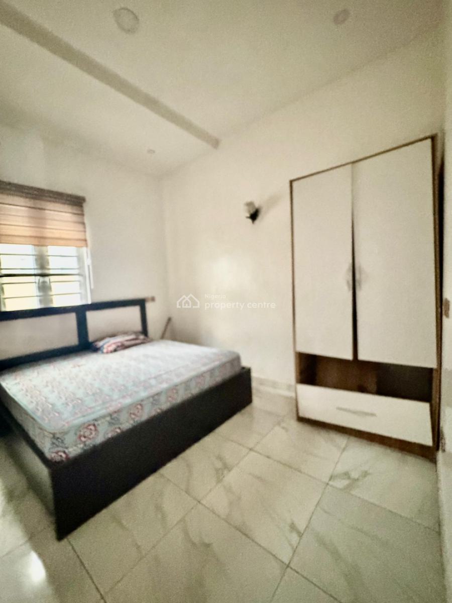 Renovated 4bedroom Semi Detached Duplex with Bq, Oral Estate Lekki Lagos, Lekki Expressway, Lekki, Lagos, Semi-detached Duplex for Rent