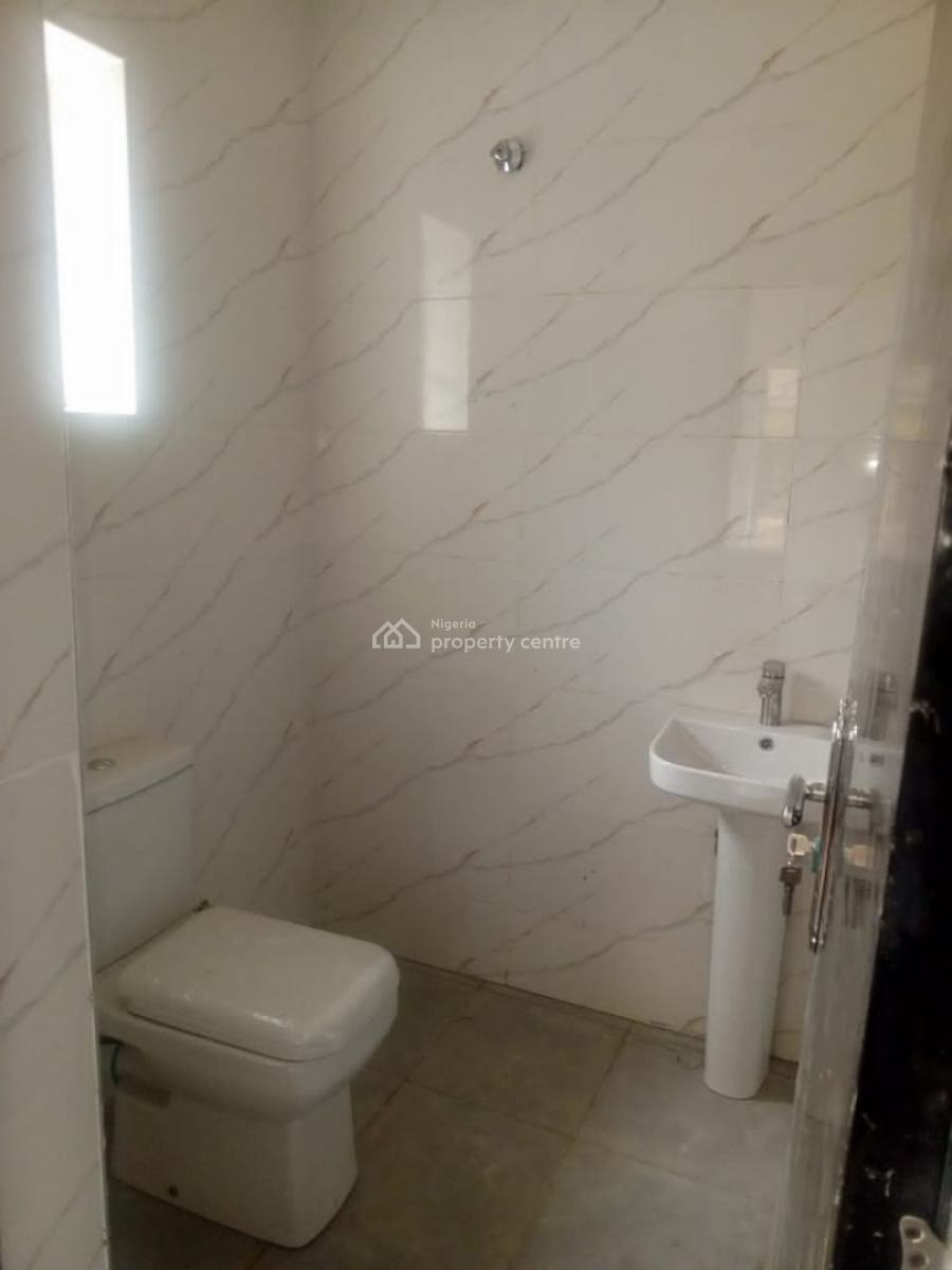 Brand New 3 Bedroom Flat, Deeper Life Bible Church, Gbagada, Lagos, Flat / Apartment for Sale