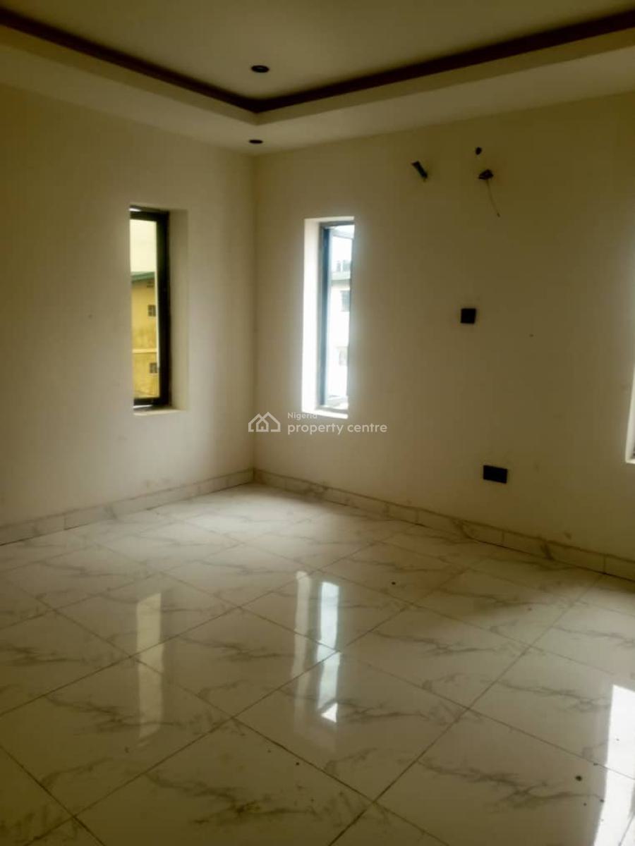 Brand New 3 Bedroom Flat, Deeper Life Bible Church, Gbagada, Lagos, Flat / Apartment for Sale