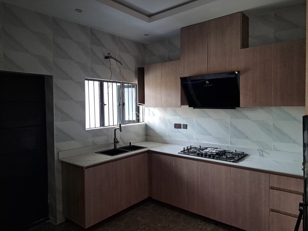 Luxury 4 Bedroom Detached House with a Room Bq, Obanikoro, Shomolu, Lagos, Detached Duplex for Sale