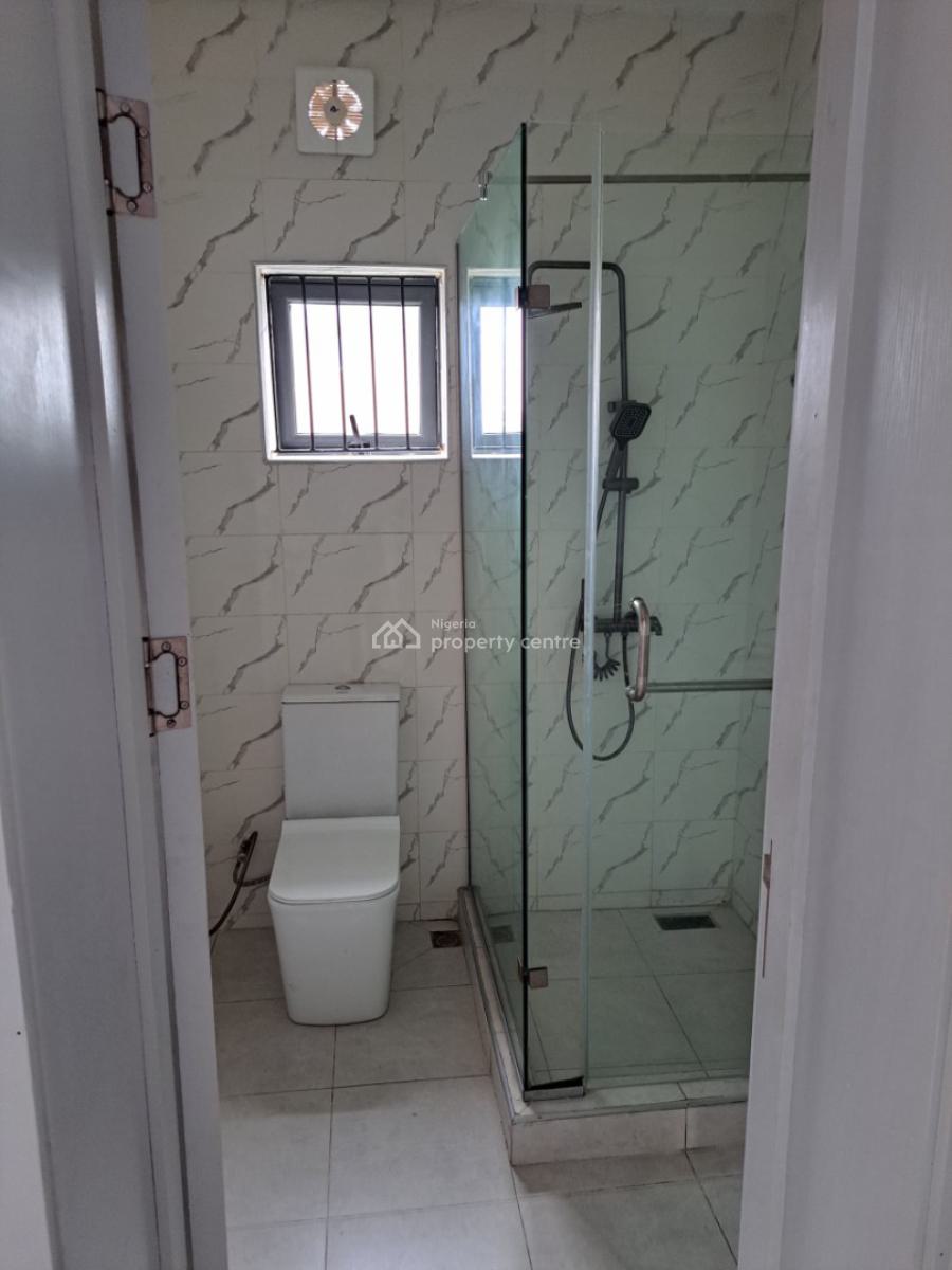 Luxury 4 Bedroom Detached House with a Room Bq, Obanikoro, Shomolu, Lagos, Detached Duplex for Sale