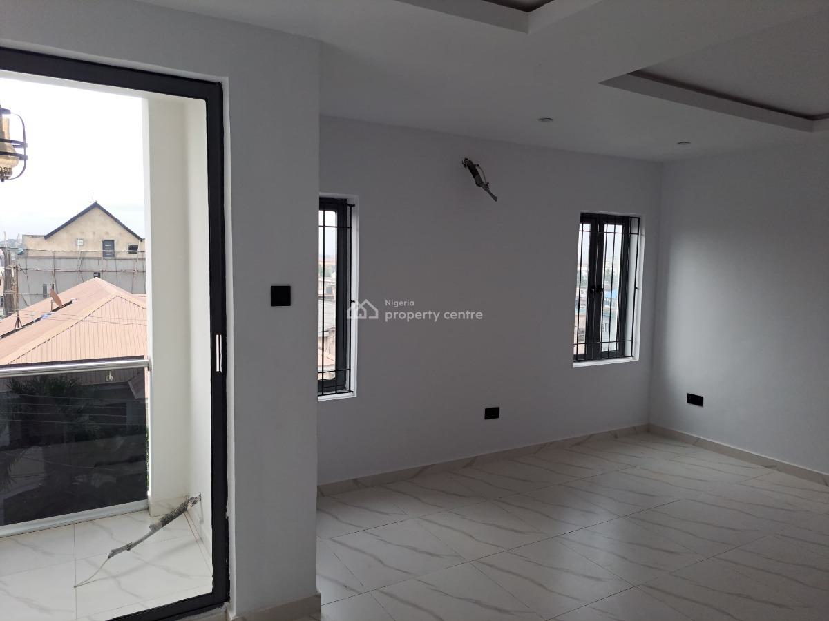 Luxury 4 Bedroom Detached House with a Room Bq, Obanikoro, Shomolu, Lagos, Detached Duplex for Sale