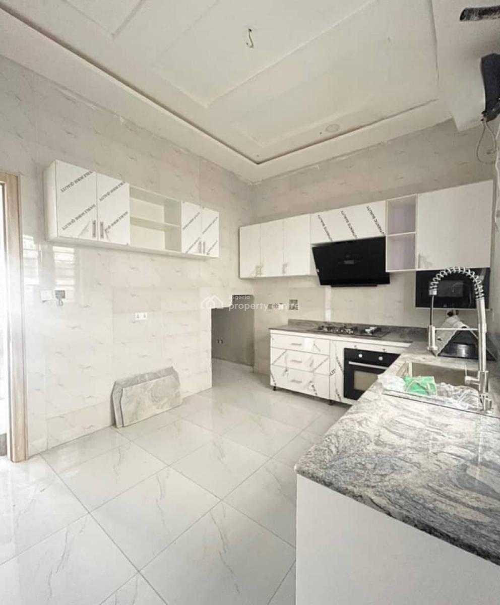 Executive 1 Bedroom Shared Apartment -- Madams Room, Orchid Road, Lekki, Lagos, Flat / Apartment for Rent