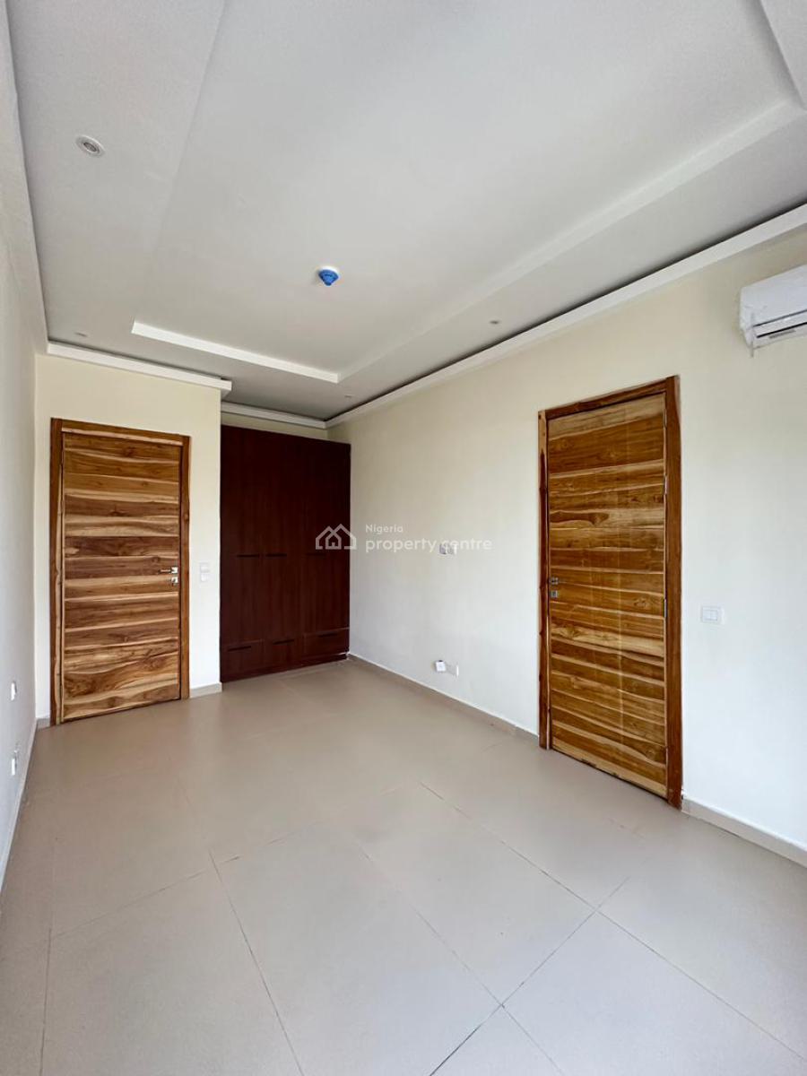 Below Market Value 3 Bedrooms Apartment with Elevator, Bq, Pool, Victoria Island (vi), Lagos, Flat / Apartment for Sale