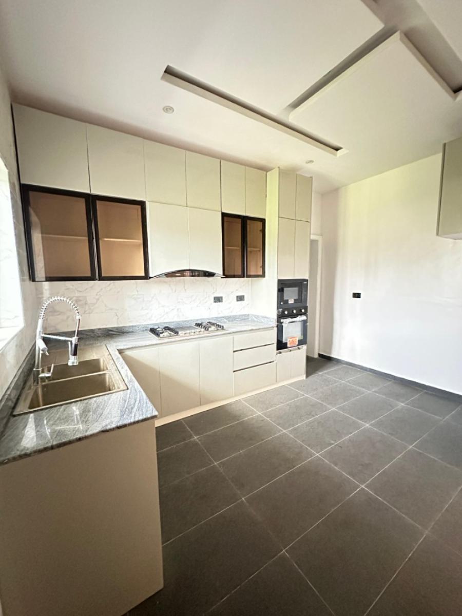 Hot Deal of a 3 Bedroom Apartment with Elevator, Pool, Bq, Victoria Island (vi), Lagos, Flat / Apartment for Sale