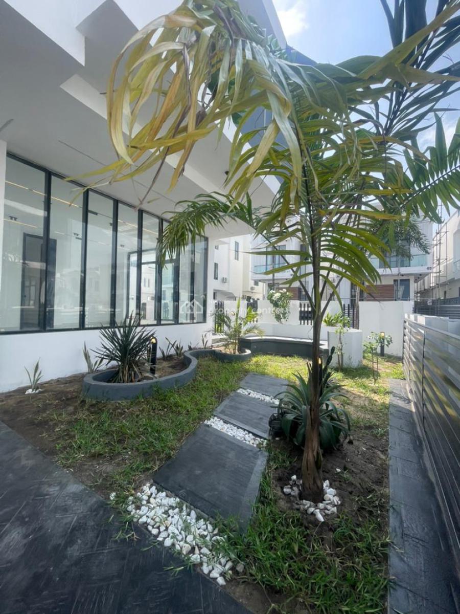 Uniquely-built Luxury Spacious 5 Bedroom Fully Detached Duplex with Bq, Chevron Drive, Chevron, Lekki, Lagos, Detached Duplex for Sale