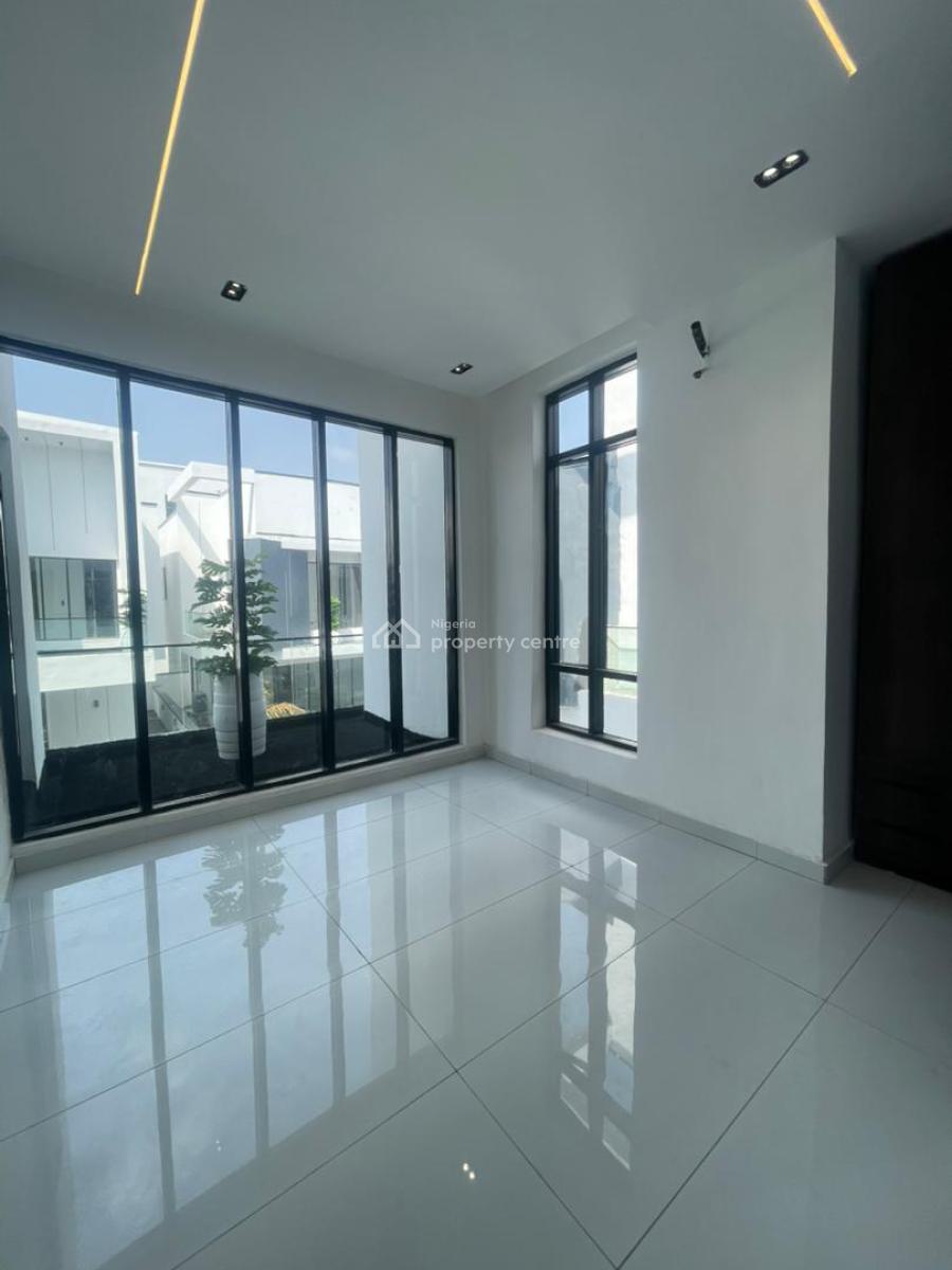 Uniquely-built Luxury Spacious 5 Bedroom Fully Detached Duplex with Bq, Chevron Drive, Chevron, Lekki, Lagos, Detached Duplex for Sale