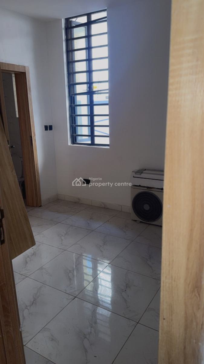 1 Bedroom Apartment, Amsterdam Estate, Ologolo, Lekki, Lagos, Mini Flat (room and Parlour) for Sale