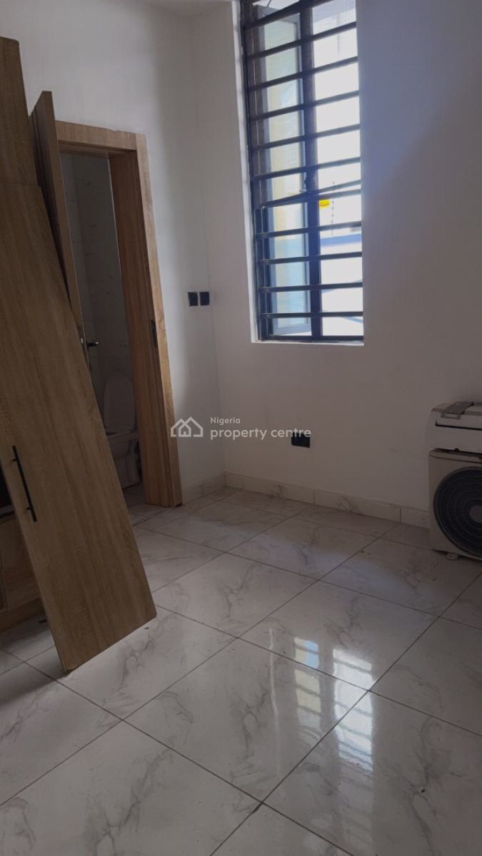 1 Bedroom Apartment, Amsterdam Estate, Ologolo, Lekki, Lagos, Mini Flat (room and Parlour) for Sale