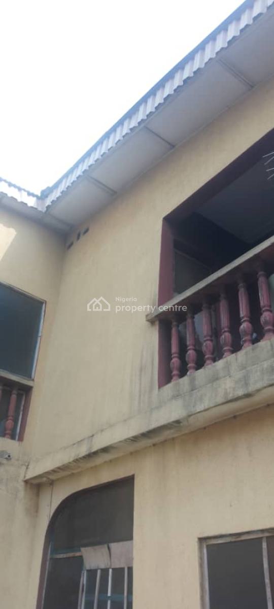 6 Flats of 2 Units of 3 Bedroom and 4 Units of 2 Bedroom on 700sqm, Ejigbo Road,idimu, Ejigbo, Lagos, Block of Flats for Sale