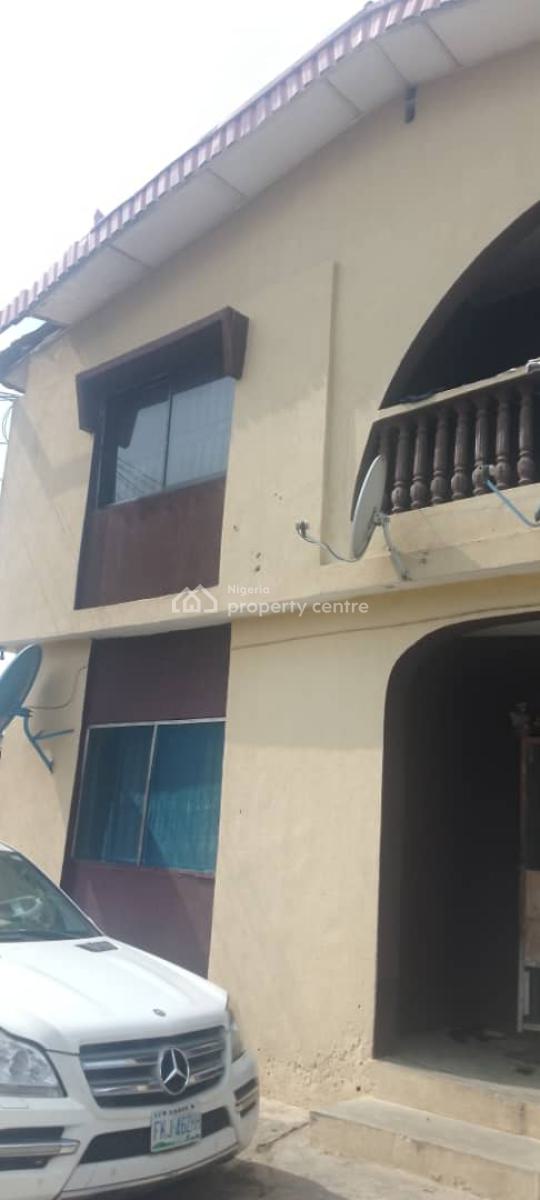 6 Flats of 2 Units of 3 Bedroom and 4 Units of 2 Bedroom on 700sqm, Ejigbo Road,idimu, Ejigbo, Lagos, Block of Flats for Sale
